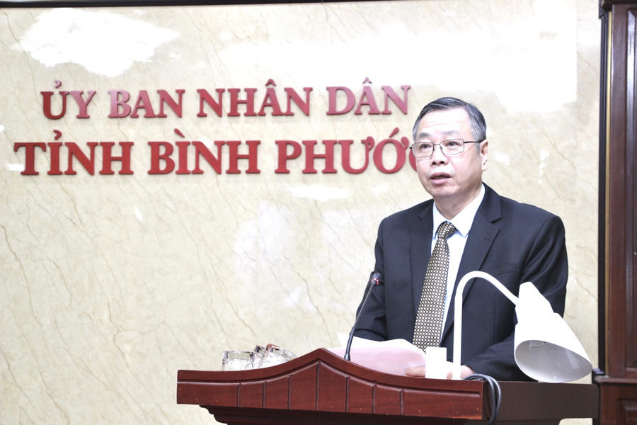 Ông Huỳnh Anh Minh, Phó Chủ tịch UBND tỉnh Bình Phước phát biểu tại hội nghị.