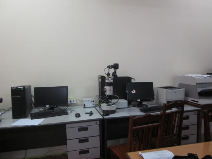 Một góc của phòng giám định tài liệu Viện KHHS, Bộ Công an.