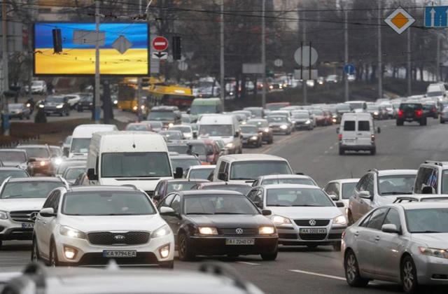Người Việt ở Ukraine cần bình tĩnh, theo dõi sát diễn biến tình hình