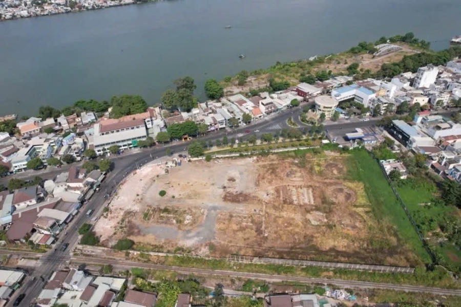 Khu đất chuẩn bị đấu giá.