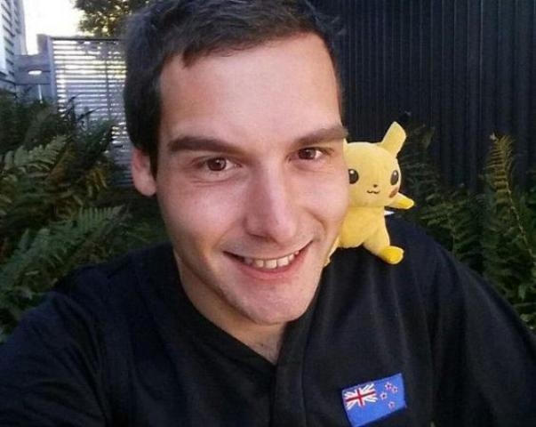 Tom Currie đã trở thành người săn Pokemon toàn thời gian. "Khi tôi quyết định nghỉ việc, tôi nói người quản lý rằng mình đi săn Pokemon", anh Tom chia sẻ.