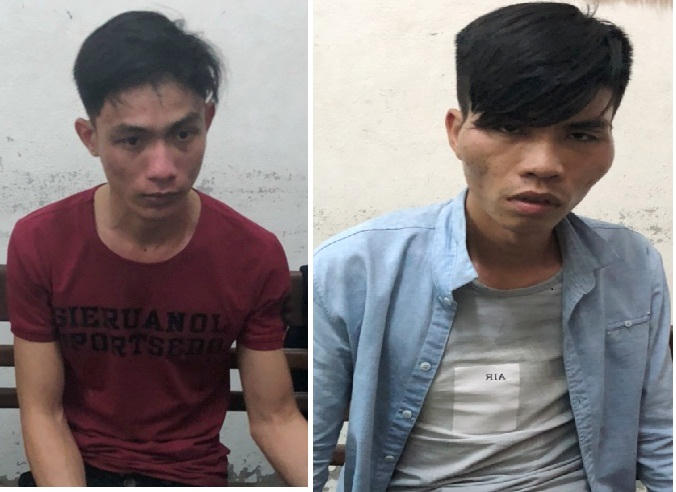 Đối tượng Phúc (áo đỏ) cùng đồng bọn thực hiện vụ trộm.