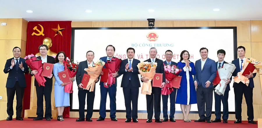 Bộ Công Thương bổ nhiệm hàng loạt lãnh đạo sau tinh gọn, sáp nhập (Ảnh: Bộ Công thương).