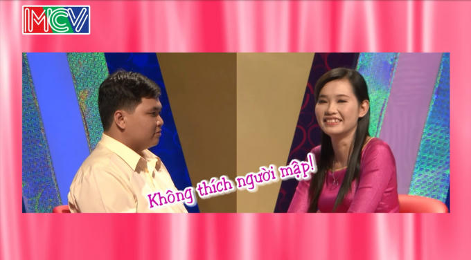 Cô gái liên tiếp nhắc lại "Không thích người mập" khiến chàng trai rơi vào thế "bí".