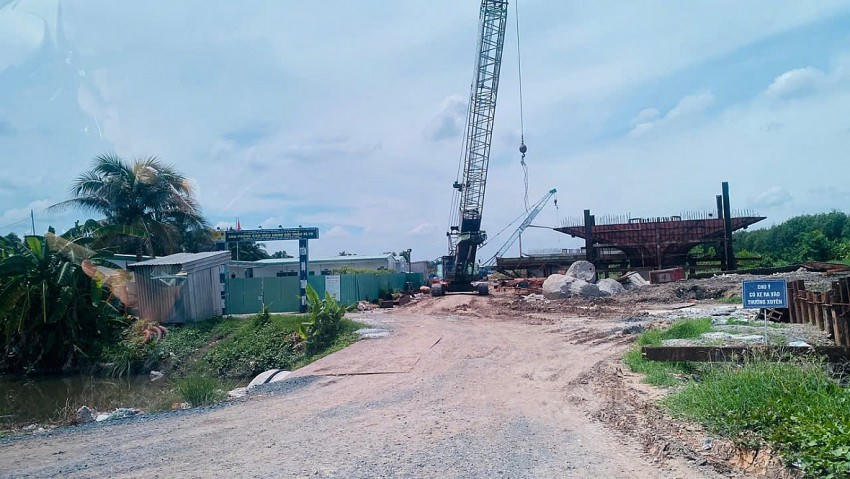 Các nhà thầu mỏ cát ở Tiền Giang khẳng định đã sẵn sàng và không thiếu cát cho Dự án vành đai 3 - TP Hồ Chí Minh