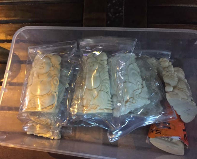 Hình tượng Phật được cho là chế tác từ ngà voi mà Phương chào bán với giá 7 triệu đồng