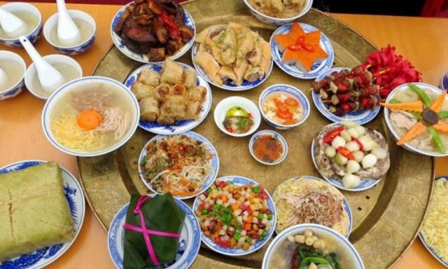 Chuyện về mâm cỗ Tết Hà Nội