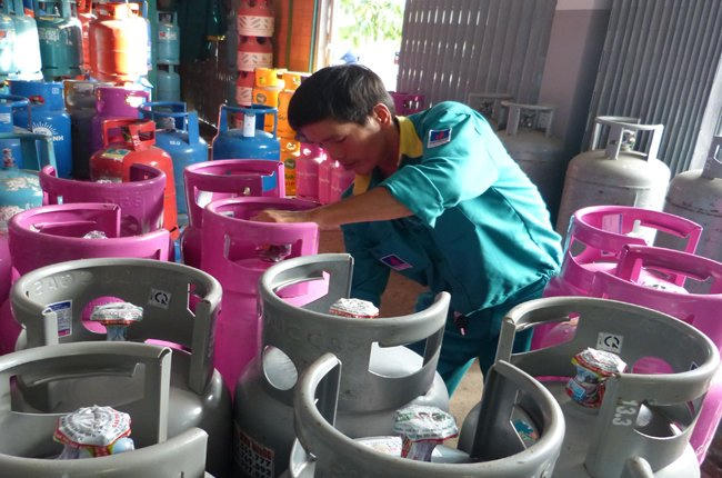 Kinh tế 24h: Cập nhật thông tin kinh tế nổi bật trong ngày.