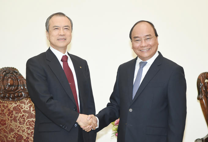 Thủ tướng Nguyễn Xuân Phúc và ông Michiaki Hirose.
