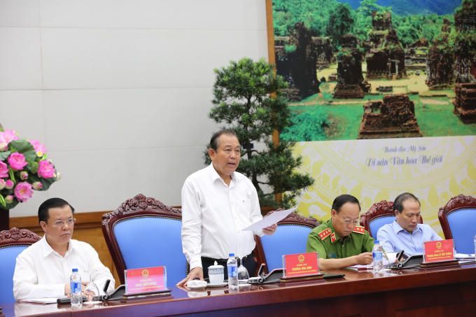 Phó Thủ tướng Thường trực Chính phủ Trương Hòa Bình, Trưởng BCĐ 389 quốc gia tại hội nghị.