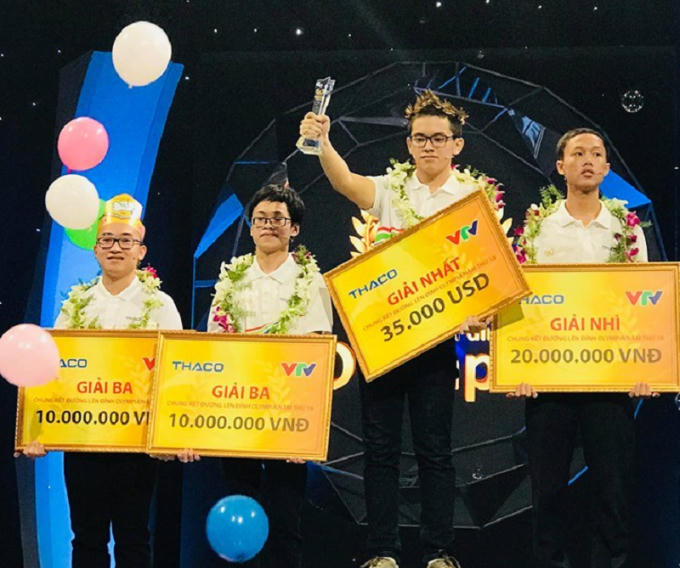 Thí sinh Nguyễn Hoàng Cường dành chiến thắng thuyết phục trong trận chung kết năm cuộc thi “Đường lên đỉnh Olympia” năm 2018