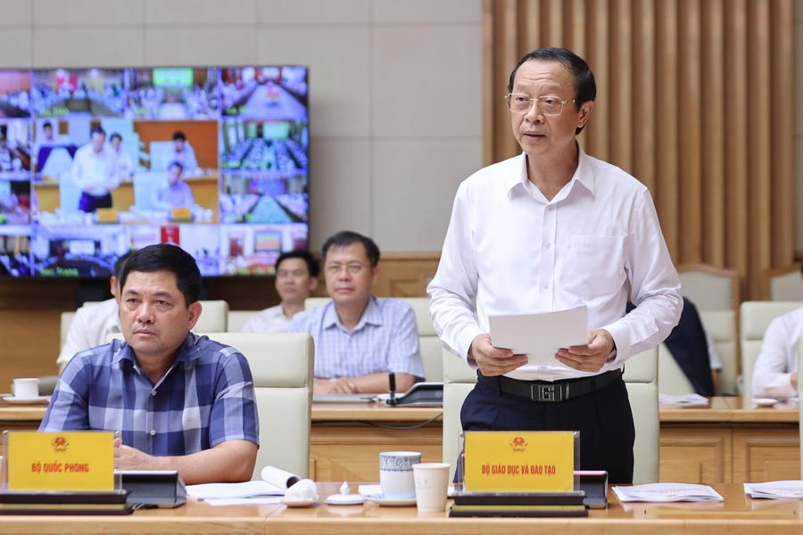 Thứ trưởng thường trực Bộ Giáo dục và Đào tạo Phạm Ngọc Thưởng khẳng định, đây là kỳ thi đặc biệt, mang tính lịch sử - Ảnh: VGP/Nhật Bắc