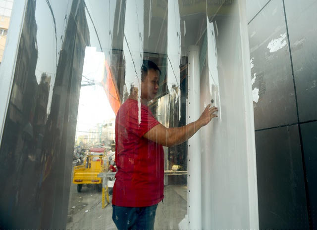 Nhiều người dân ở Quận 5 đến sử dụng miễn phí