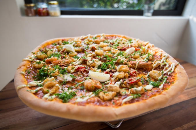 Những chiếc pizza nguyên bản từ New York với kích thước lên đến 45cm