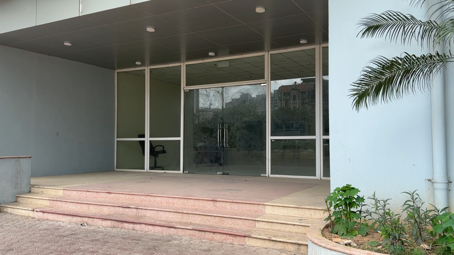 Dự án nhà ở tái định cư A14 có diện tích đất gần 54.000 m2, diện tích xây dựng 7.500 m2 do Tổng công ty Đầu tư và Phát triển nhà Hà Nội (HANDICO) làm chủ đầu tư.