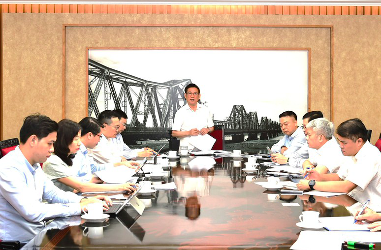 Phó Thủ tướng Chính phủ Hồ Đức Phớc chủ trì cuộc họp với Ngân hàng Nhà nước Việt Nam và các bộ, ngành về điều hành chính sách tiền tệ, quản lý thị trường vàng.