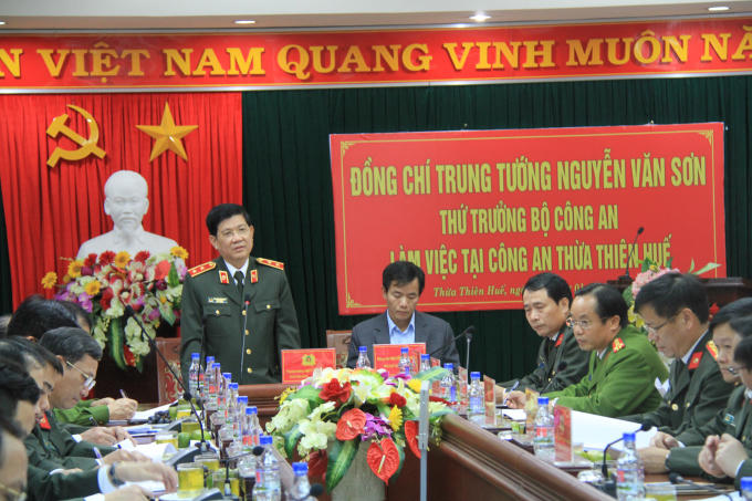 Đồng chí Trung tướng Nguyễn Văn Sơn - Thứ trưởng BCA phát biểu chỉ đạo công tác đảm bảo ANTT tại buổi làm việc