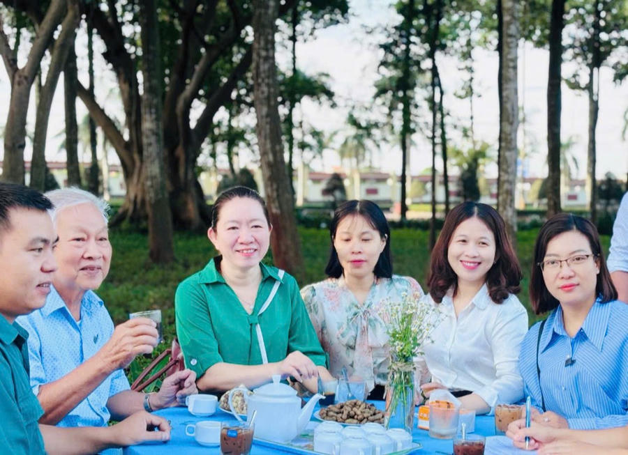 Buổi ra mắt mô hình “Cà phê sáng - Lắng nghe, trao đổi với Nhân dân” tại xã Dầu Giây.