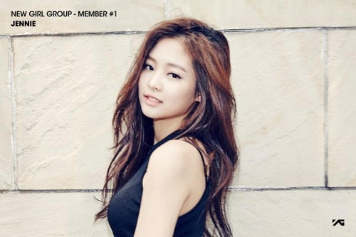 Jennie Kim, SN 16/1/1996, từng là du học sinh New Zealand, gia nhập YG năm 2011.