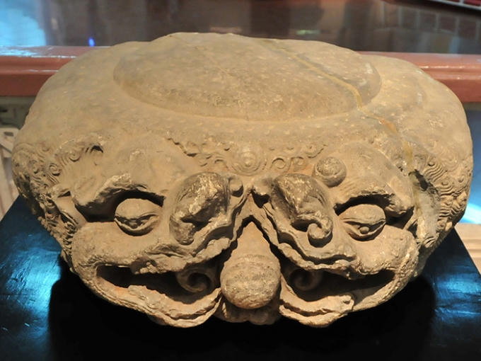 "Những con vật chuyển hóa thành thành linh vật có nghĩa nó vượt ra ngoài những xác thân cụ thể để mang giá trị biểu tượng.", GS Trần Lâm Biên nói.