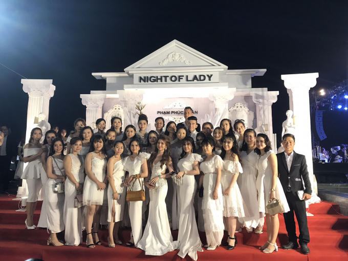 Đan Trường nhận nhiều lời mời quảng c&aacute;o game, chứng minh sức h&uacute;t đến từ c&aacute;c dự &aacute;n cổ trang