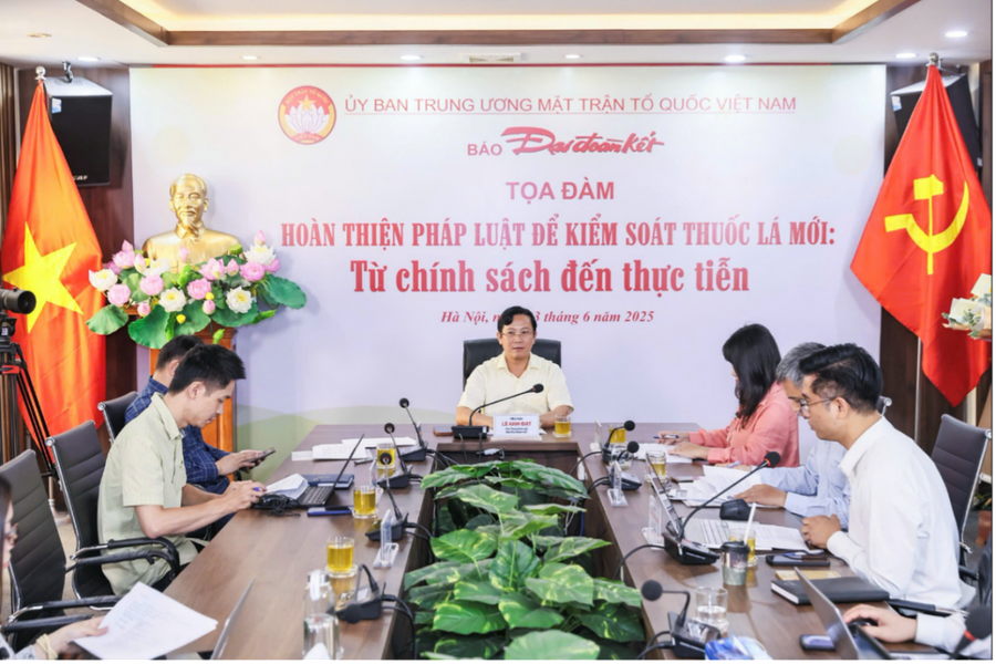 Quang cảnh Toạ đàm.