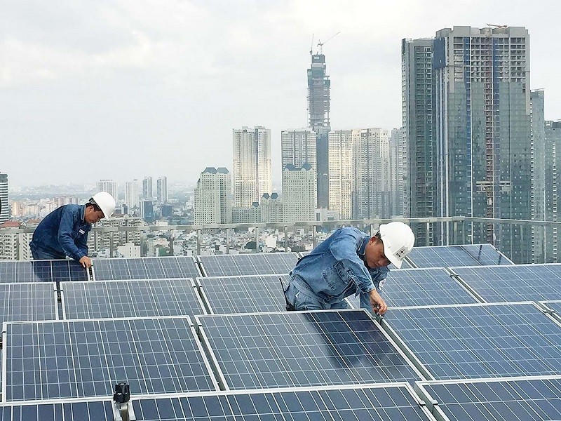 Lắp đặt điện mặt trời mái nhà tại TP.HCM