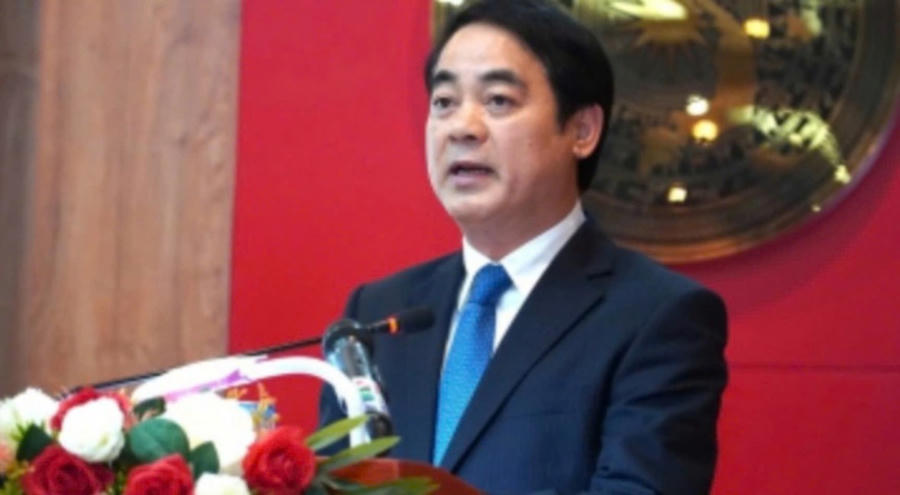 Ông Nghiêm Xuân Thành phát biểu nhận nhiệm vụ. Ảnh: Hữu Long