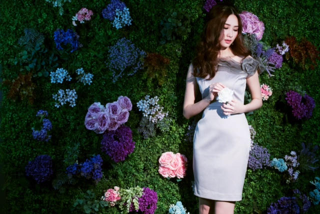 La Rose – những đóa hoa đầy hương sắc được tái hiện đầy lãng mạn với nhiều sắc thái.
