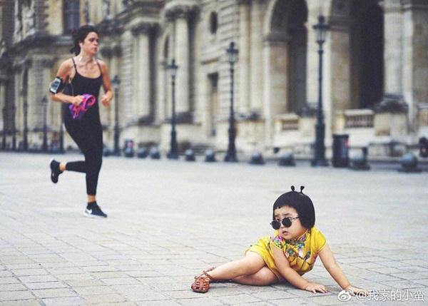 Sốt với loạt ảnh chu du khắp thế giới của c&ocirc; b&eacute; Tiểu Man