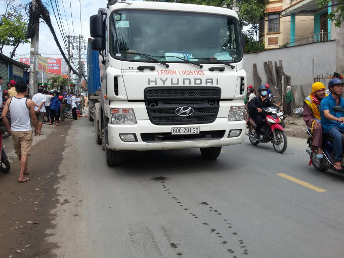 Chiếc xe container gây tai nạn.