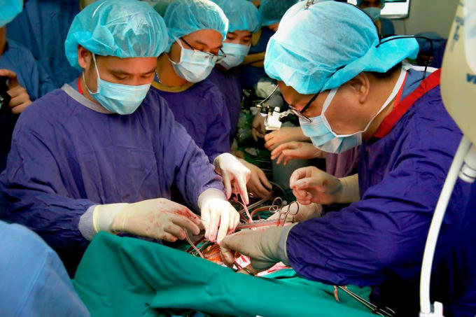 Bộ trưởng C&ocirc;ng thương Trần Tuấn Anh