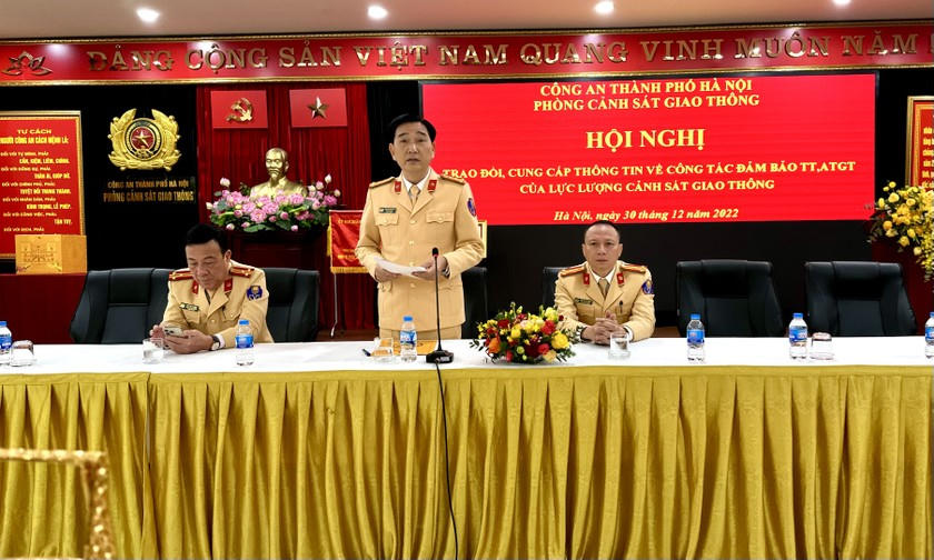 Đại tá Trần Đình Nghĩa phát biểu tại Hội nghị.