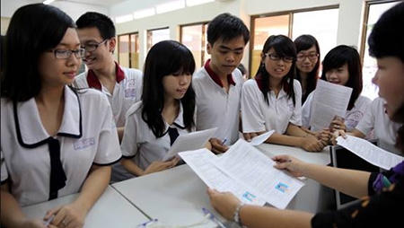 Các cơ sơ giáo dục đại học đang đào tạo trung cấp cũng phải dừng việc đào tạo hệ này trước năm 2017. Ảnh: internet.