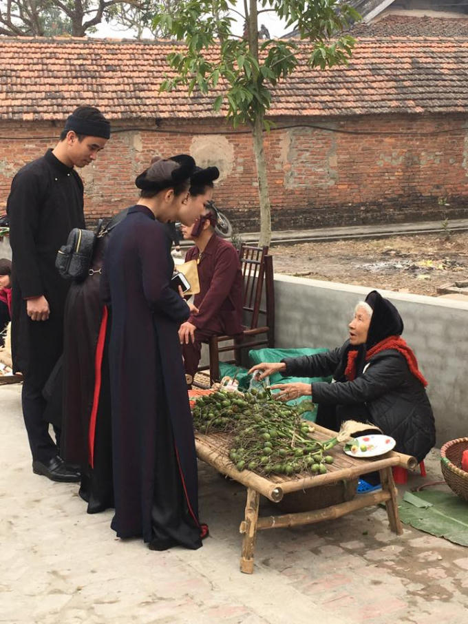 Độc đ&aacute;o hương vị Tết xưa tại Đ&igrave;nh L&agrave;ng So