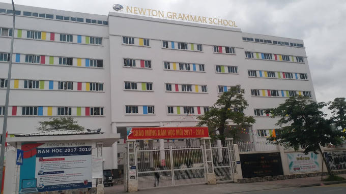 Hàng loạt sai phạm tại Trường Newton vẫn chưa được chính quyền quận Bắc Từ Liêm xử lý.