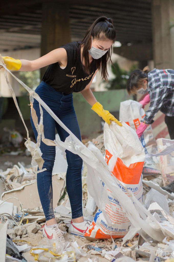 Mặc kệ thị phi bủa v&acirc;y, Hoa hậu Phương Kh&aacute;nh thực hiện loạt h&agrave;nh động bảo vệ m&ocirc;i trường