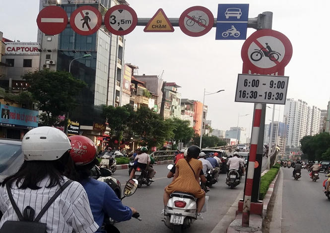 Tấm ảnh này được chụp lúc 17h.