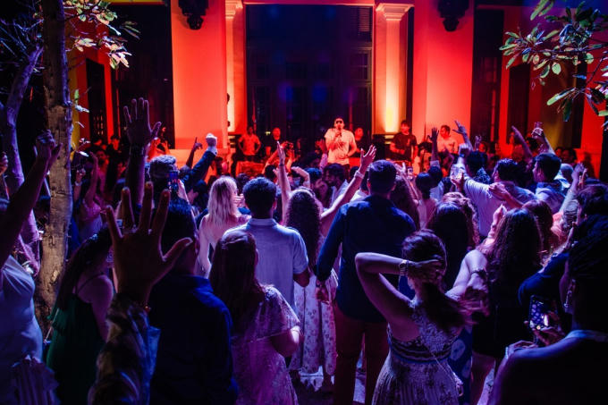 Lễ cưới cặp đ&ocirc;i tỷ ph&uacute; Ấn Độ - Một phi&ecirc;n bản Gatsby vĩ đại