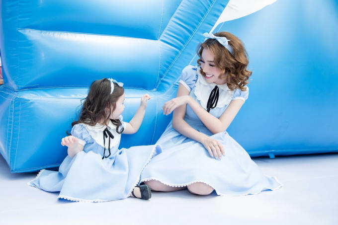 Khoảnh khắc Cadie Mộc Trà thiếp ngủ đáng yêu khiến fans phải tan chảy