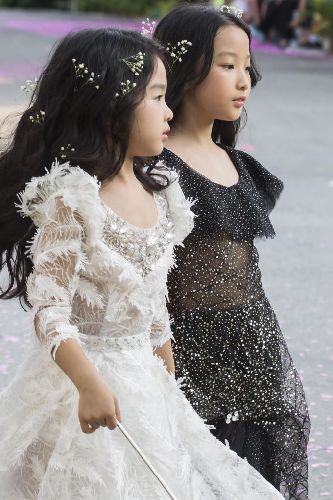 Xu&acirc;n Lan v&agrave; b&eacute; Thỏ diện đầm trắng l&agrave;m vedette cho Văn Th&agrave;nh C&ocirc;ng