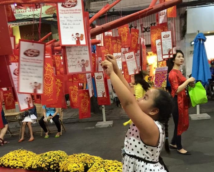 Cây lộc đầu năm tại không gian lễ hội Đường sách 2015