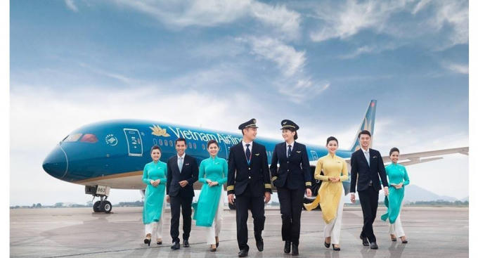 Vietnam Airlines và Vinpearl phối hợp cùng Tổng Cục Du lịch Việt Nam tặng vé máy bay và phòng khách sạn miễn phí cho các phóng viên.