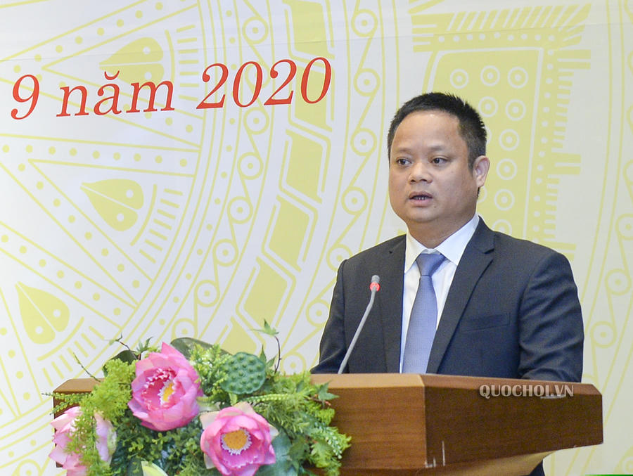 Tân Phó Chủ nhiệm Văn phòng Quốc hội Vũ Minh Tuấn phát biểu tại buổi Lễ.