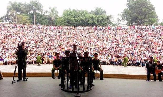 Mỗi năm tốn 70 tỷ đồng cho x&eacute;t xử lưu động