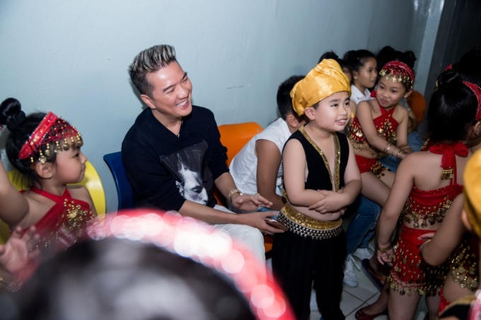 Mr.Đ&agrave;m: &ldquo;Cảm ơn những năm th&aacute;ng khốn nạn của cuộc đời&hellip;&rdquo;