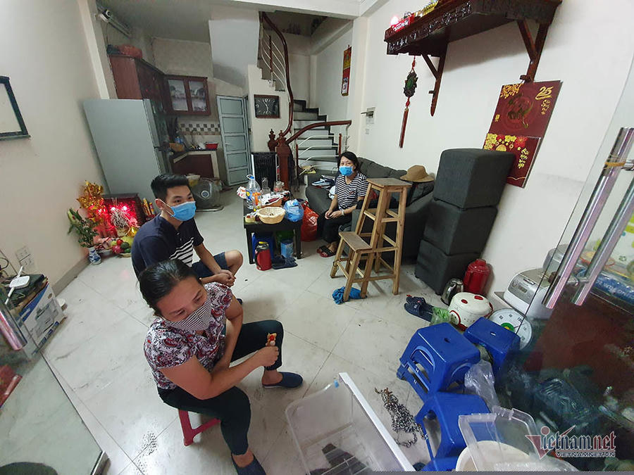 Gia đình bà Nguyễn Thị Khuyên.