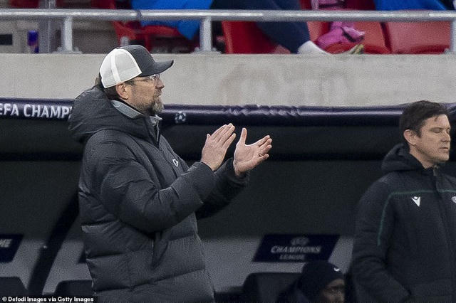 Sức ép dồn lên vai HLV Jurgen Klopp đã giảm đi chút ít
