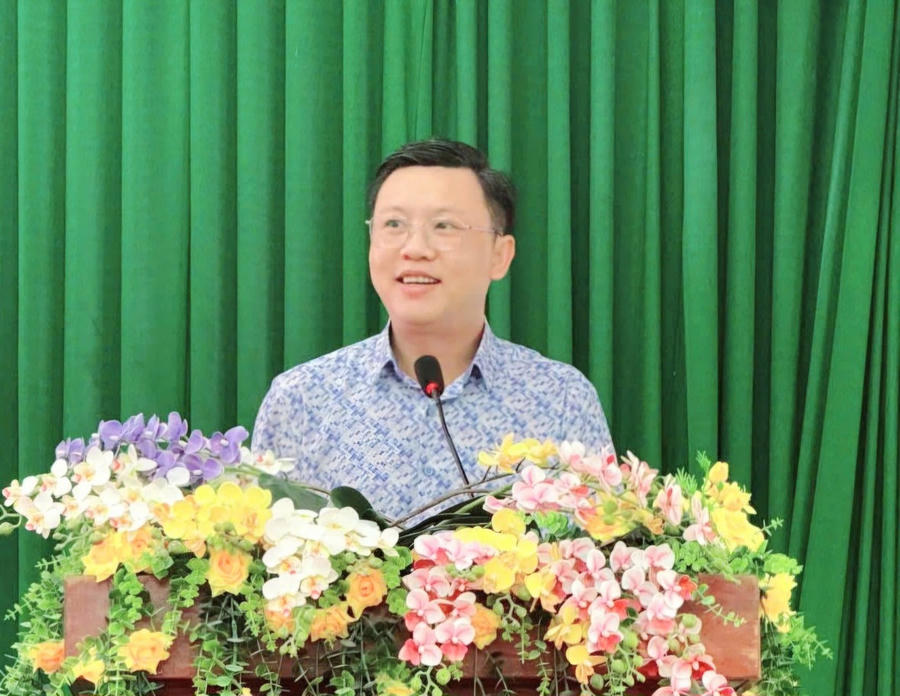 ông Nguyễn Thành Duy, Bí thư Đảng ủy xã Liêu Tú phát biểu tại lễ ký kết