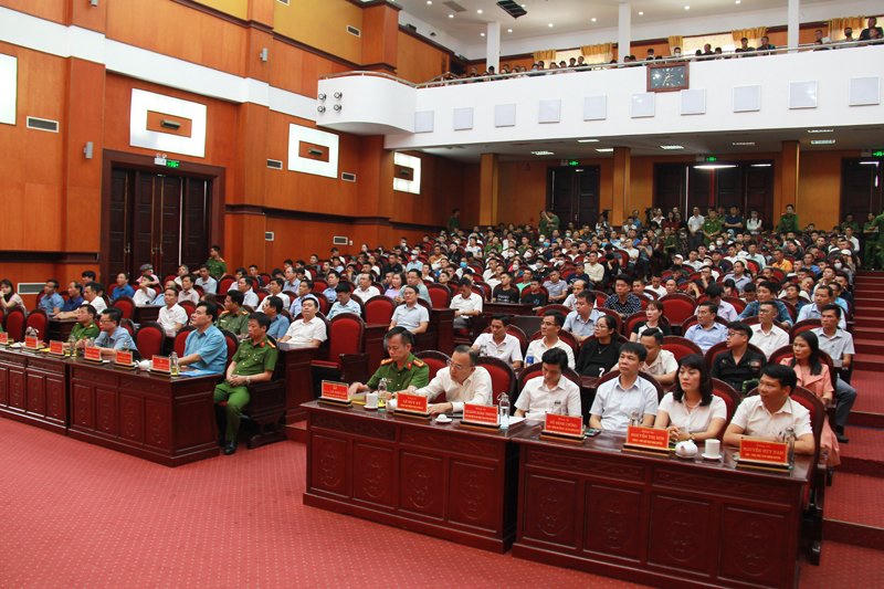 Các đại biểu và người chấp hành án hình sự tại cộng đồng và người tái hòa nhập cộng đồng trên địa bàn huyện Quảng Xương
